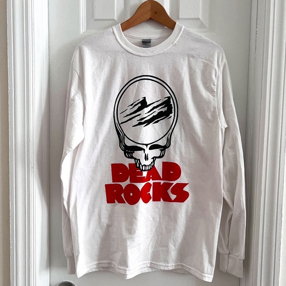 Dead & Company DEAD ROCKS Fall 2021 Long sleeve T-shirt RARE NEW HTF - Picture 1 of 4